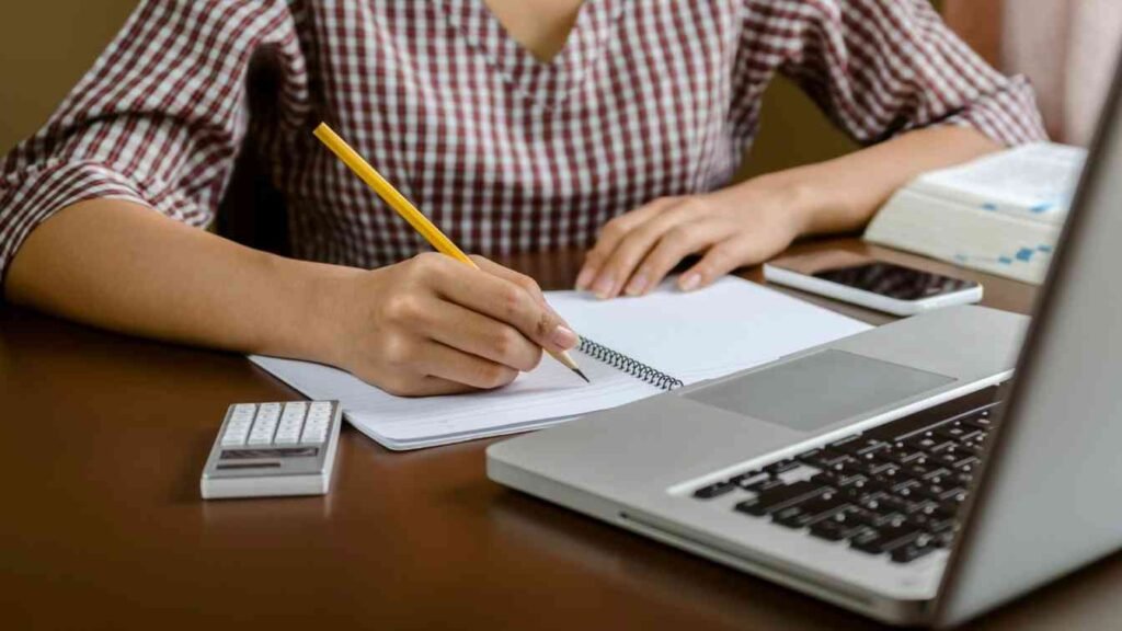 Ecommerce Website Developer 4 Self-Learning